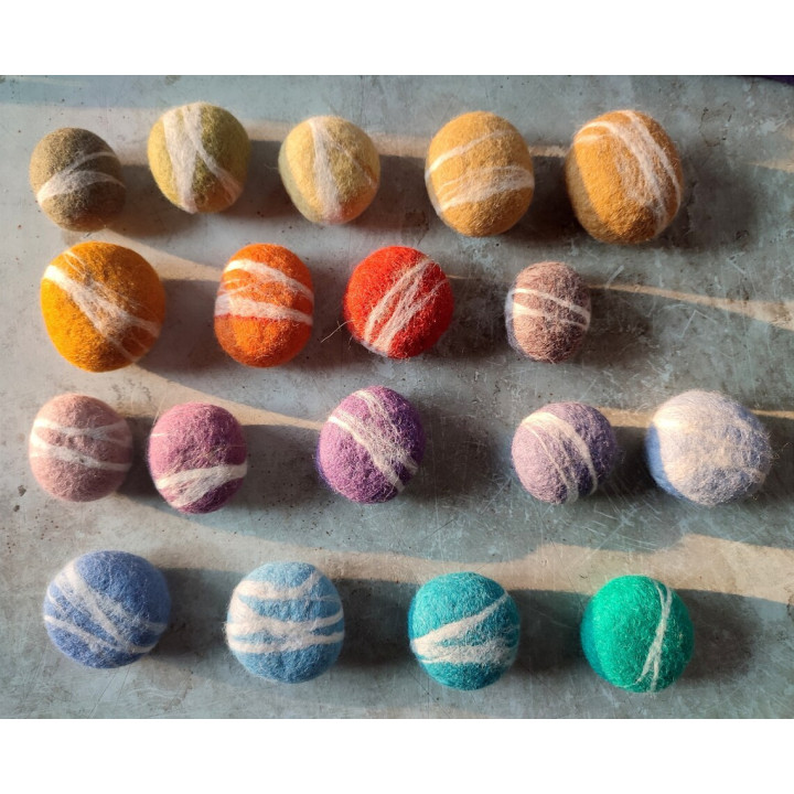 Handmade Felt Balls – Eco-Friendly Nepali Craft