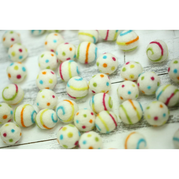 Handmade Felt Balls – Eco-Friendly Nepali Craft