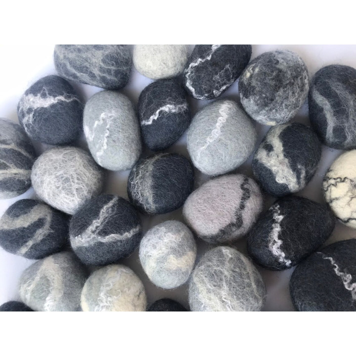 Handmade Felt Balls – Eco-Friendly Nepali Craft