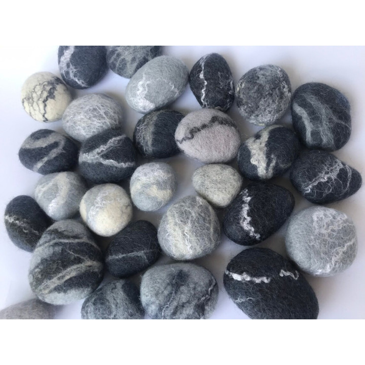 Handmade Felt Balls – Eco-Friendly Nepali Craft