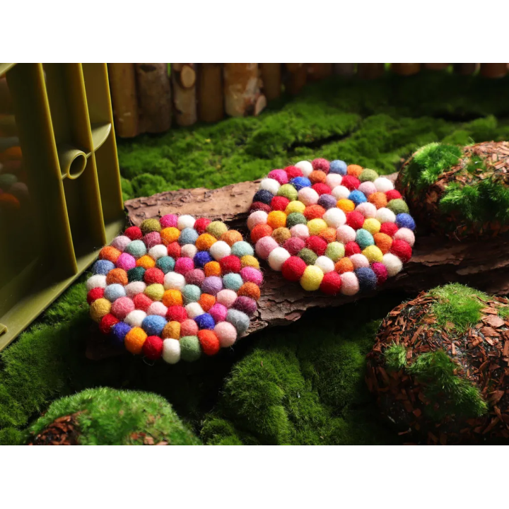 Handmade Wool Felt Ball Coaster: Colorful Table Use and Decor