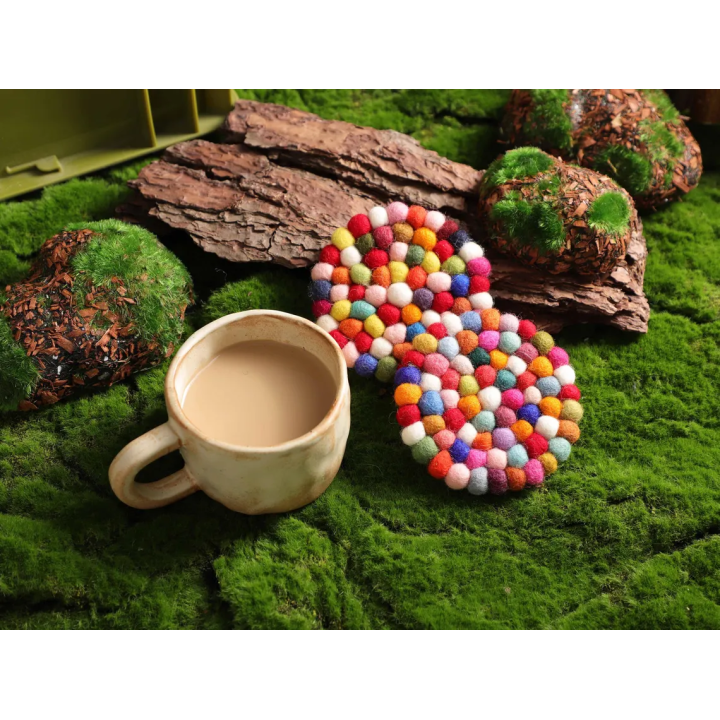 Handmade Wool Felt Ball Coaster: Colorful Table Use and Decor