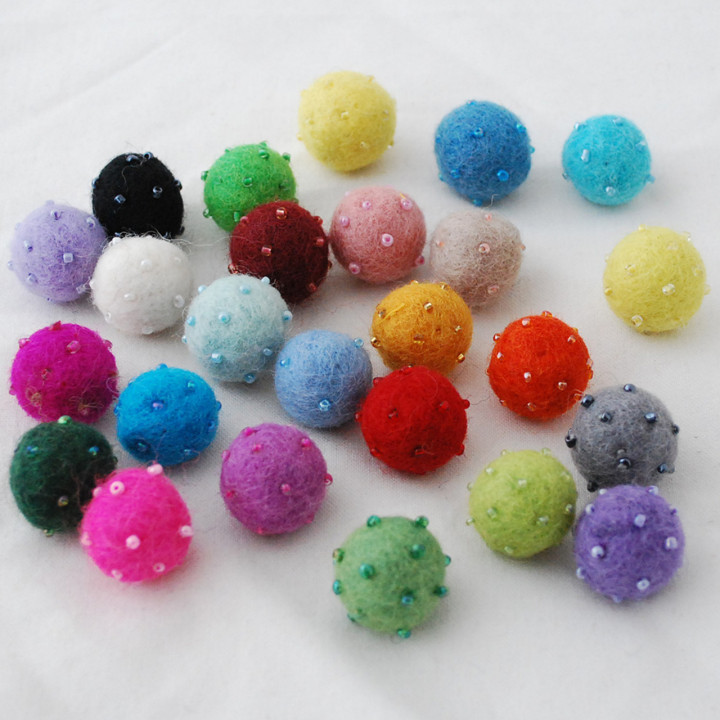 Handmade Felt Balls – Eco-Friendly Nepali Craft